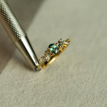 0.35ct natural alexandrite and diamond 18k yellow gold stackable ring with oval cut gemstone and baguette diamond accents